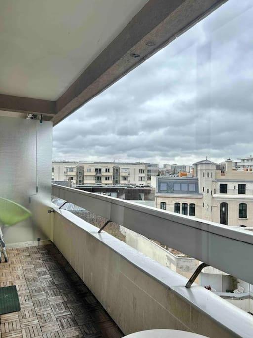 Studio- Avec Parking- Proche Cathedrale Реймс Екстериор снимка